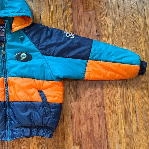 90’s Pro Player Miami Dolphins Vintage Puffer Jacket - Picture 6 of 16